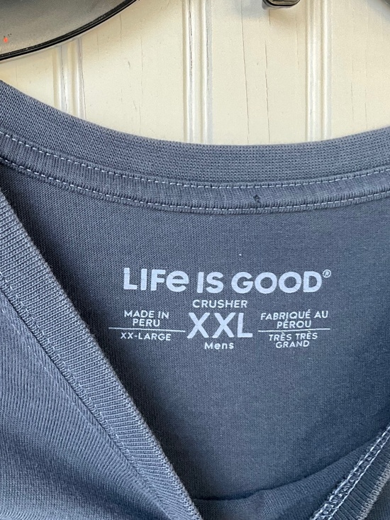 Life Is Good Men’s XXL Short Sleeve Shirt - Picture 3 of 5